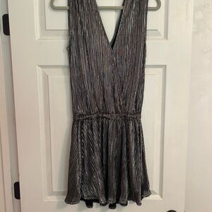 Elegant Black Sleeveless Dress